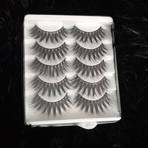 False eyelashes